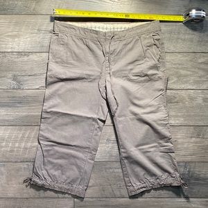 Womens M Old Navy Capris